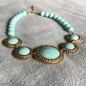 Statement necklace